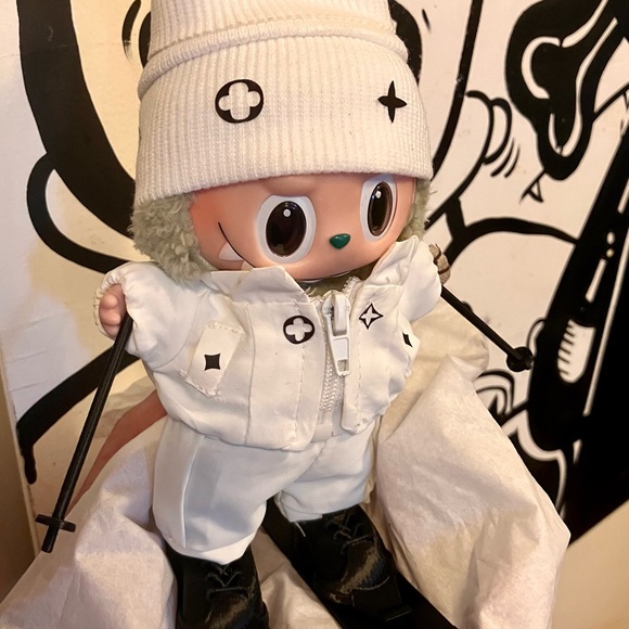 Custom Doll Stylist and beginner doll maker☠️💚🧸 - Picture 10 of 13